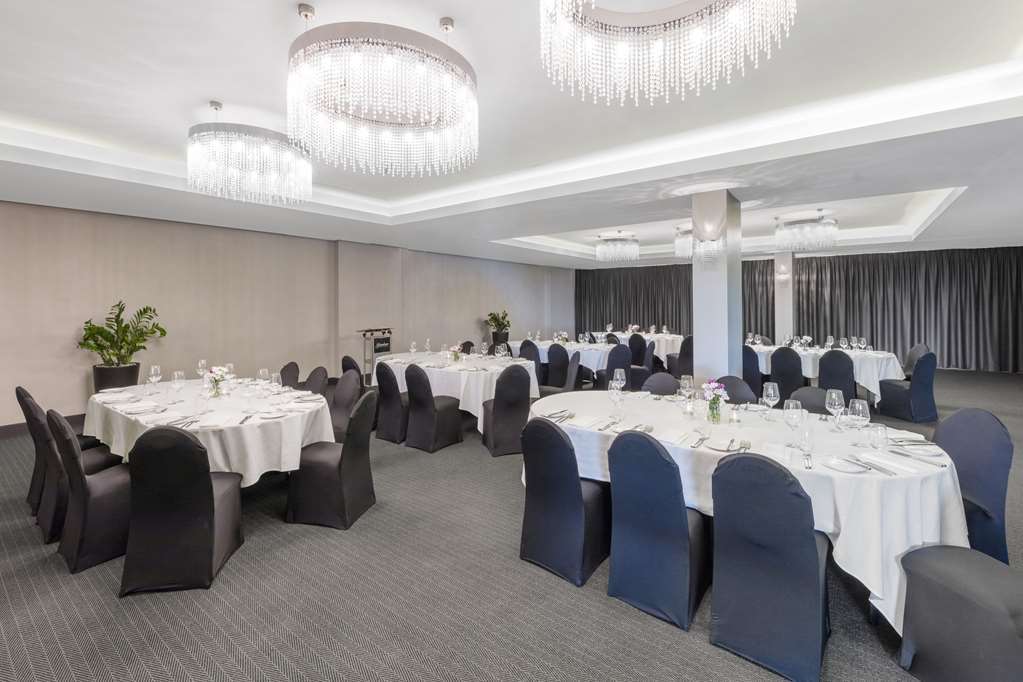 The Beetson Hotel Μπρίσμπεϊν Ανέσεις φωτογραφία The ballroom at the hotel